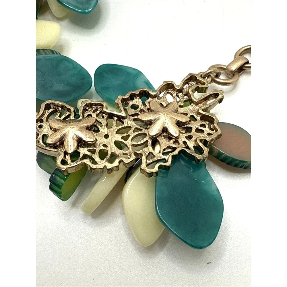 Talbots Green White Floral Necklace Gold Tone Statement Bib Runway 18-21